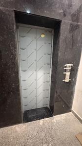 Bathroom Image of 800 Sq.ft 1 BHK Builder Floor for rent in Sector 46 Gurgaon for Rs. 40000