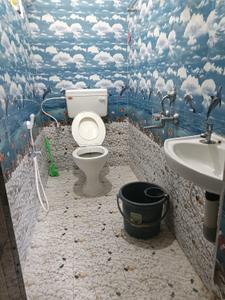 Bathroom Image of 1200 Sq.ft 3 BHK Independent House for rent in Pannimadai Coimbatore for Rs. 17000
