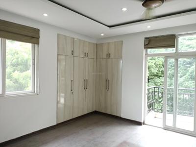 Bedroom Image of 2200 Sq.ft 4 BHK Apartment / Flat for sale in Beverly Park Apartments, Sector 22 Dwarka New Delhi for Rs. 59000000