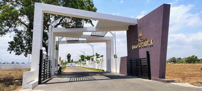 Oraikalpalayam Plot View 2