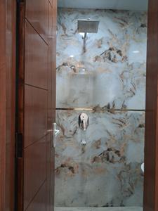 Common Bathroom Image of 1050 Sq.ft 2 BHK Apartment / Flat for sale in RN Metro Heights, Sector 72 Noida for Rs. 3500000