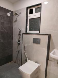 Common Bathroom Image of 803 Sq.ft 2 BHK Apartment / Flat for sale in Mahant Sahyadree, Goregaon East Mumbai for Rs. 15000000