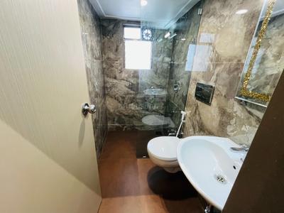 Bathroom Image of 2000 Sq.ft 4.5 BHK Apartment / Flat for sale in RNA NG Grand Empire, Bhayandar East Mira Bhayandar for Rs. 19900000