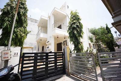 Main Entrance Image of 2700 Sq.ft 5 BHK Independent House for sale in Bapunagar Ahmedabad for Rs. 19900000
