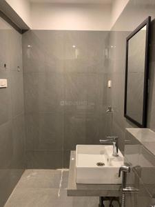 Image of 700 Sq.ft 2 BHK Apartment / Flat for rent in Vaastu Omkar, Vile Parle East, Mumbai for Rs. 78000