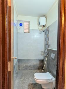 Bathroom Image of 1225 Sq.ft 2 BHK Apartment / Flat for sale in Vaishnavi Oasis, Bandlaguda Jagir Hyderabad for Rs. 11000000