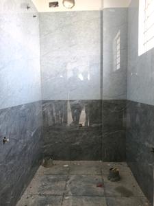 Common Bathroom Image of 500 Sq.ft 1 BHK Apartment / Flat for rent in K R Puram Bengaluru for Rs. 15000