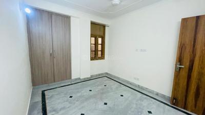 Bedroom Image of 700 Sq.ft 2 BHK Apartment / Flat for rent in Nawada New Delhi for Rs. 18000