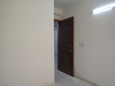Bedroom Image of 650 Sq.ft 2 BHK Apartment / Flat for sale in Sangam Vihar New Delhi for Rs. 3700000