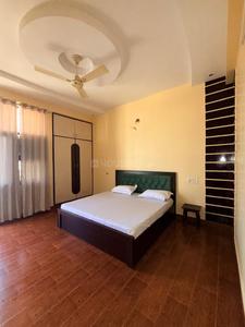 Bedroom Image of 2200 Sq.ft 4 BHK Builder Floor for rent in Nirman Nagar Jaipur for Rs. 40000