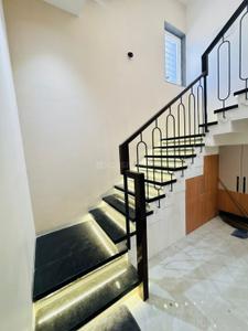 Image of 3000 Sq.ft 4.5 BHK Independent House for rent in Amanora Park Town, Hadapsar, Pune for Rs. 230000
