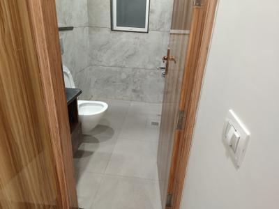 Bathroom Image of 1500 Sq.ft 1 RK Builder Floor for rent in Sector 38 Gurgaon for Rs. 24000
