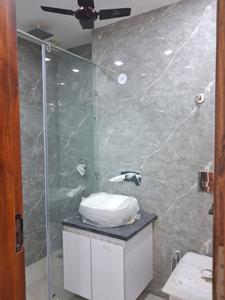 Common Bathroom One Image of 1350 Sq.ft 3 BHK Builder Floor for sale in Paschim Vihar New Delhi for Rs. 26000000