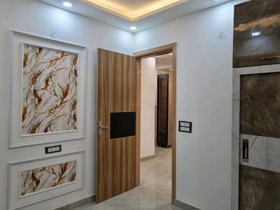 Bedroom Image of 810 Sq.ft 3 BHK Apartment / Flat for sale in Nawada New Delhi for Rs. 5500000