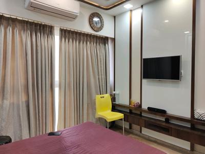 Bedroom Image of 1850 Sq.ft 4 BHK Apartment / Flat for sale in Runwal Elegante, Andheri West Mumbai for Rs. 87500000