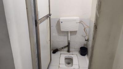 Bathroom Image of 350 Sq.ft 1 BHK Apartment / Flat for rent in Andheri East Mumbai for Rs. 29000