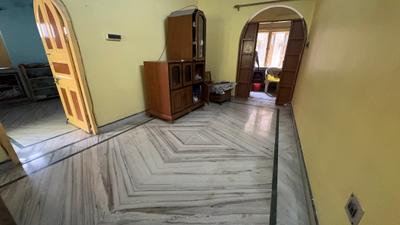 Living Room Image of 950 Sq.ft 2 BHK Builder Floor for rent in Keshtopur Kolkata for Rs. 16000