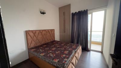Bedroom Image of 1380 Sq.ft 2 BHK Apartment / Flat for rent in Supertech Supernova, Sector 94 Noida for Rs. 65000