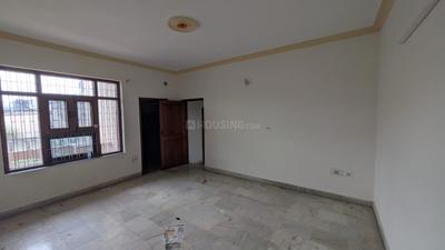 Bedroom Image of 3150 Sq.ft 3 BHK Independent House for rent in Sector 14 Faridabad for Rs. 34000