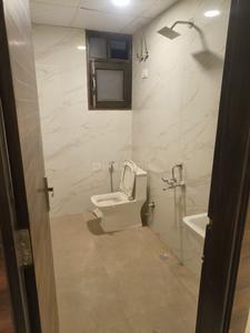 Bathroom Image of 1100 Sq.ft 2 BHK Apartment / Flat for sale in Sector 72 Noida for Rs. 5400000