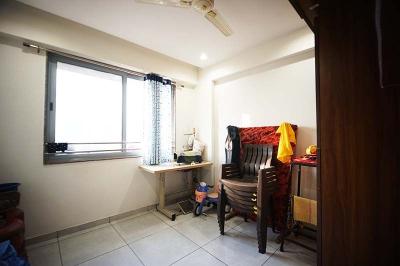 Bedroom Image of 2052 Sq.ft 3 BHK Apartment / Flat for sale in Nana Chiloda Ahmedabad for Rs. 7800000