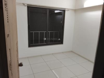 Bedroom Image of 950 Sq.ft 3 BHK Apartment / Flat for rent in Rashmi Nivaasa, Shela Ahmedabad for Rs. 27000