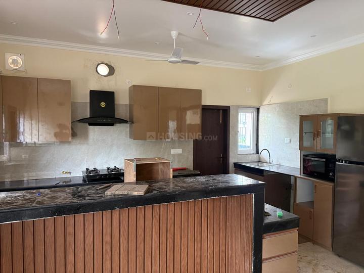 Zoo Tiniali Kitchen 1