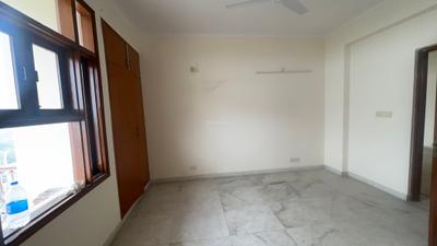 Bedroom Image of 1592 Sq.ft 3 BHK Apartment / Flat for sale in Kanishka Tower, Ashoka Enclave Faridabad for Rs. 12500000