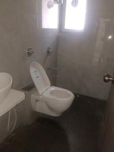 Common Bathroom Image of 870 Sq.ft 2 BHK Apartment / Flat for sale in Kandivali West Mumbai for Rs. 17000000