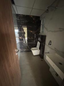 Bathroom Image of 1700 Sq.ft 3 BHK Apartment / Flat for rent in Abhijit Jayanti Nagari VII Wing C D, Besa Nagpur for Rs. 30000