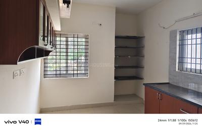 Bedroom Image of 1086 Sq.ft 2 BHK Apartment / Flat for rent in Karapakkam Chennai for Rs. 25000