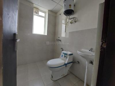 Bathroom Image of 747 Sq.ft 3 BHK Apartment / Flat for sale in Sector 70 Gurgaon for Rs. 8800000
