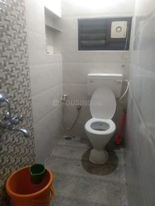 Bathroom Image of 800 Sq.ft 2 BHK Builder Floor for rent in Halasuru Bengaluru for Rs. 22500