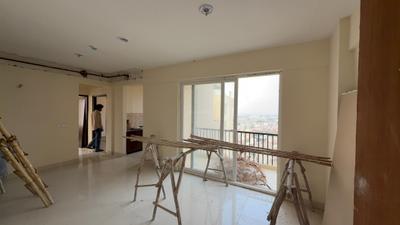 Living Room Image of 1050 Sq.ft 2 BHK Apartment / Flat for sale in Amrapali Heartbeat City, Sector 107 Noida for Rs. 12547500
