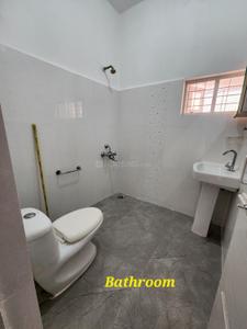 Bathroom Image of 1200 Sq.ft 2 BHK Independent House for rent in Benson Town Bengaluru for Rs. 28000