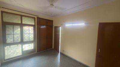 Bedroom Image of 1800 Sq.ft 3 BHK Apartment / Flat for rent in CGHS Rashtrapati BCA Apartments, Sector 10 Dwarka New Delhi for Rs. 45000