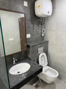 Bathroom Image of 1359 Sq.ft 3 BHK Apartment / Flat for rent in Hero Homes, Sector 104 Gurgaon for Rs. 40000