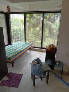 Bedroom Image of 850 Sq.ft 2 BHK Apartment / Flat for rent in Andheri West Mumbai for Rs. 100000