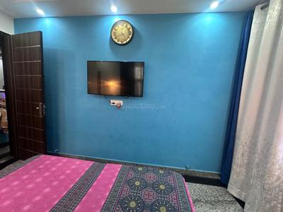 Bedroom Image of 1300 Sq.ft 3 BHK Apartment / Flat for rent in Razapur Khurd New Delhi for Rs. 16000