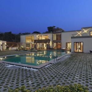 Image of 18000 Sq.ft 10 BHK Villa for sale in New Royal Enclave, New Town, Kolkata for Rs. 96000000