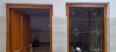 Bathroom Image of 750 Sq.ft 1 BHK Independent House for rent in Thatipur Gwalior for Rs. 8000