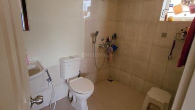 Bathroom Image of 1640 Sq.ft 3 BHK Apartment / Flat for rent in PVS Prestige, Palazhi Kozhikode for Rs. 40000