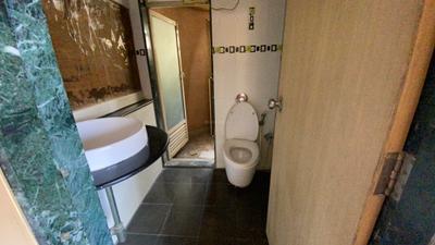 Frangipani Bathroom Two 4