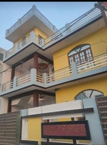 Image of 1800 Sq.ft 3 BHK Builder Floor for rent in Gemini Paradise Estate, Mughala, Gorakhpur for Rs. 18000