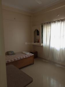 Bedroom Image of 1000 Sq.ft 3 BHK Apartment / Flat for rent in Royal Bangalows, Rajendra Nagar Indore for Rs. 31000