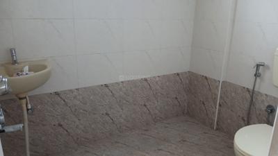 Bathroom Image of 750 Sq.ft 1 BHK Apartment / Flat for rent in Banaswadi Bengaluru for Rs. 24000