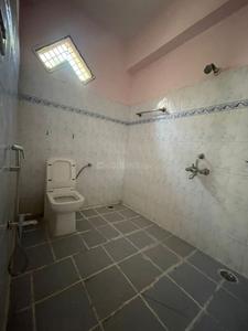 Bathroom Image of 4000 Sq.ft 5 BHK Independent House for rent in Jubilee Hills Hyderabad for Rs. 150000