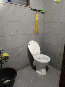 Nebula Tower Common Bathroom 3