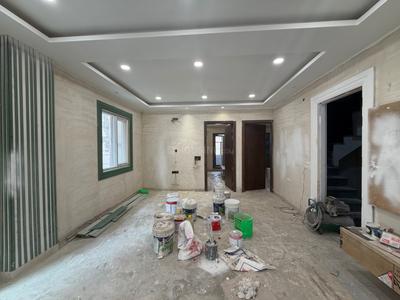 Living Room Image of 1426 Sq.ft 3 BHK Builder Floor for sale in Mukherjee Apartment, Mukherjee Nagar New Delhi for Rs. 19000000