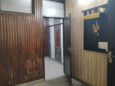 Living Room Image of 450 Sq.ft 1 BHK Builder Floor for rent in Sector 24 Rohini New Delhi for Rs. 10000
